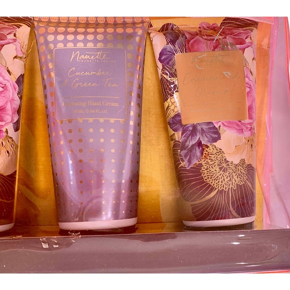 Nanette Lepore 4 Pc‎ Vegan Hand Cream Collection Fresh Gardenia/Enchanted Orchid - Picture 4 of 6